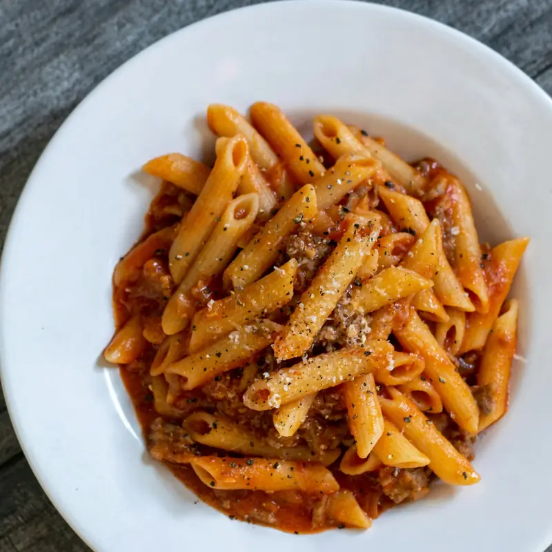 Penne mit Fleischsauce
